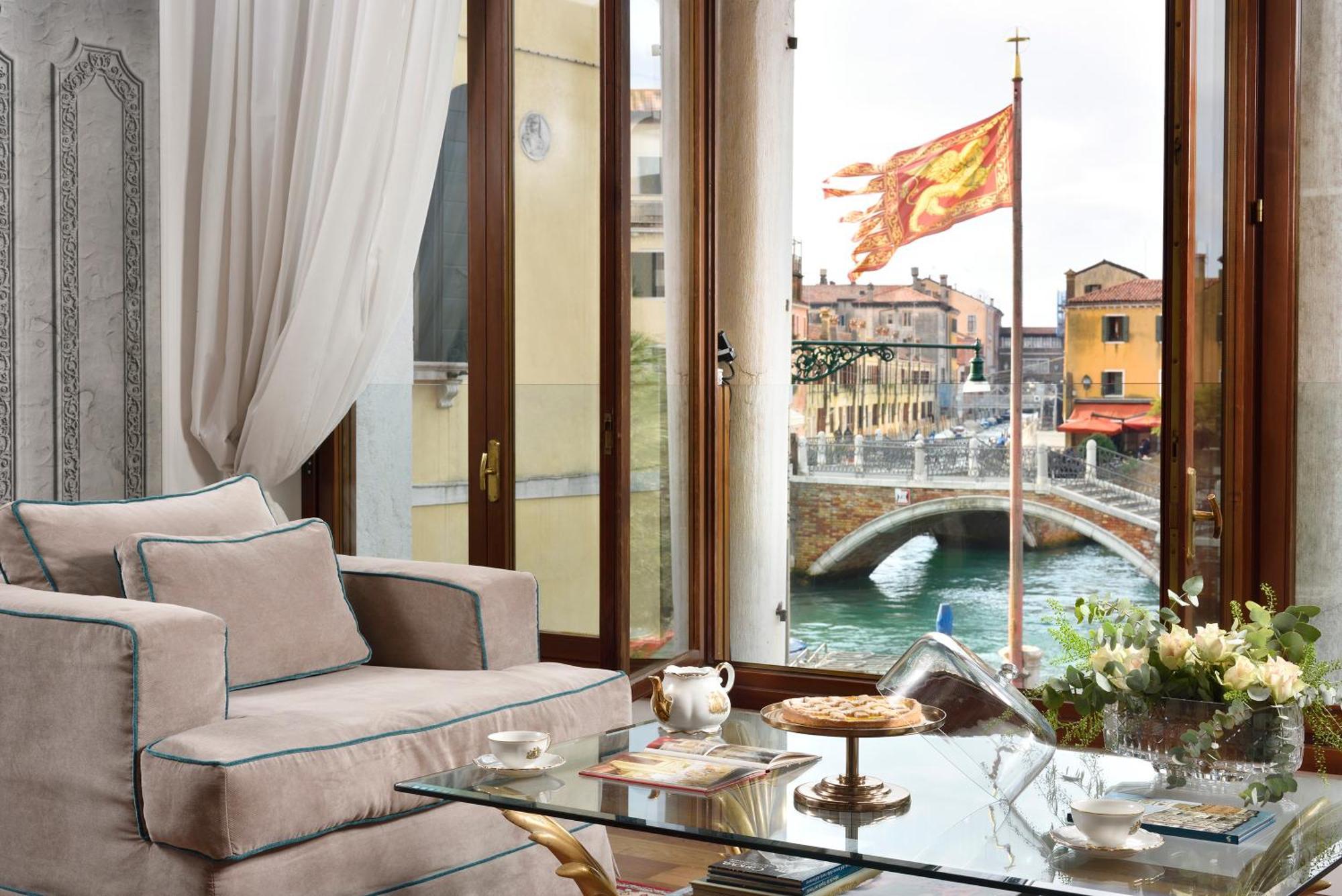 Swan Dolcevita Prestige Stay - Canal View & Exclusive Experience Венеция Экстерьер фото